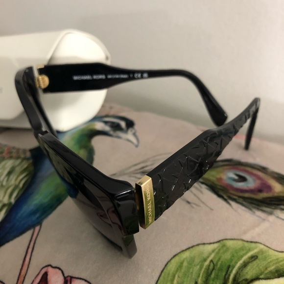 Michael Kors sunglasses - Picture 3 of 8